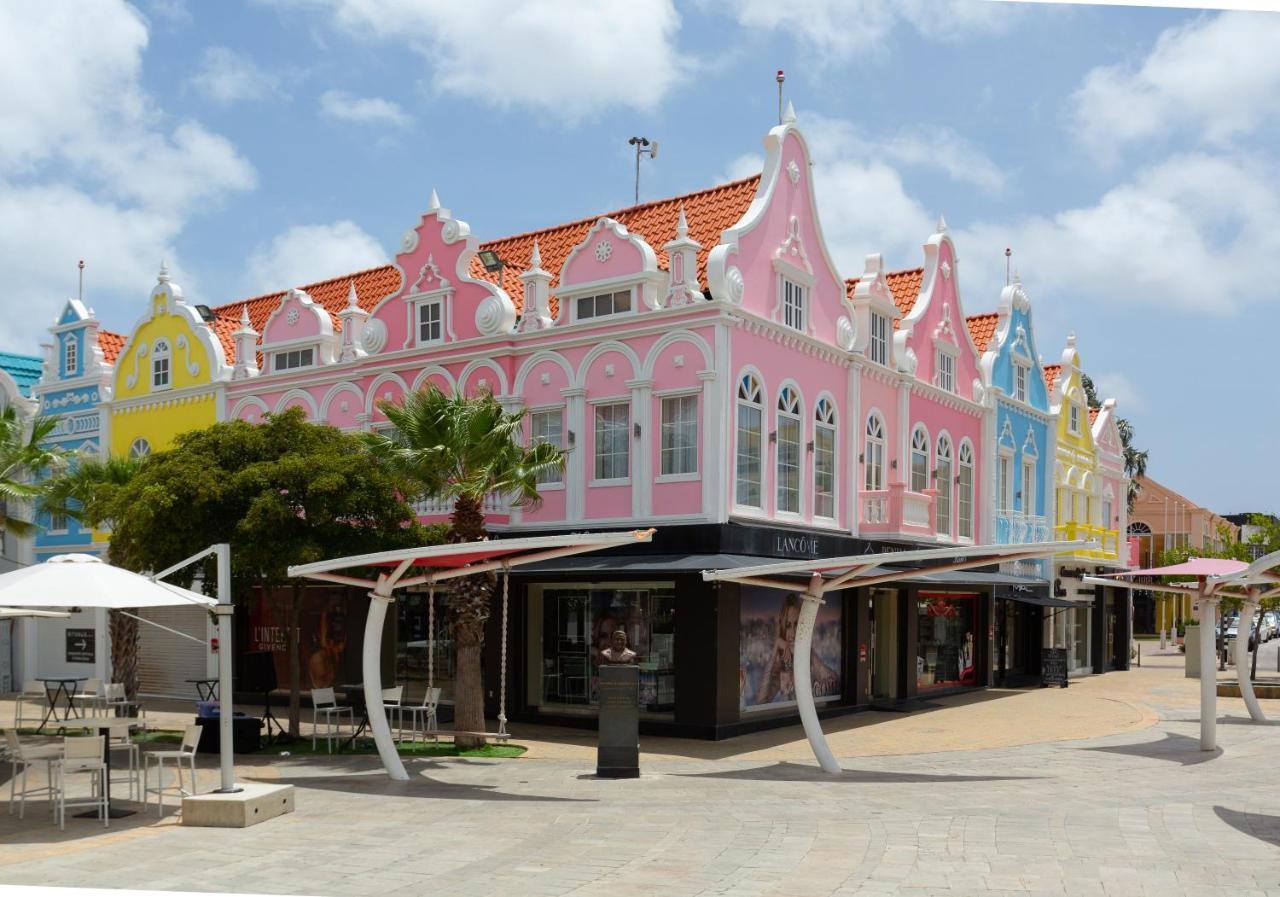 Oranjestad City Suites 외부 사진