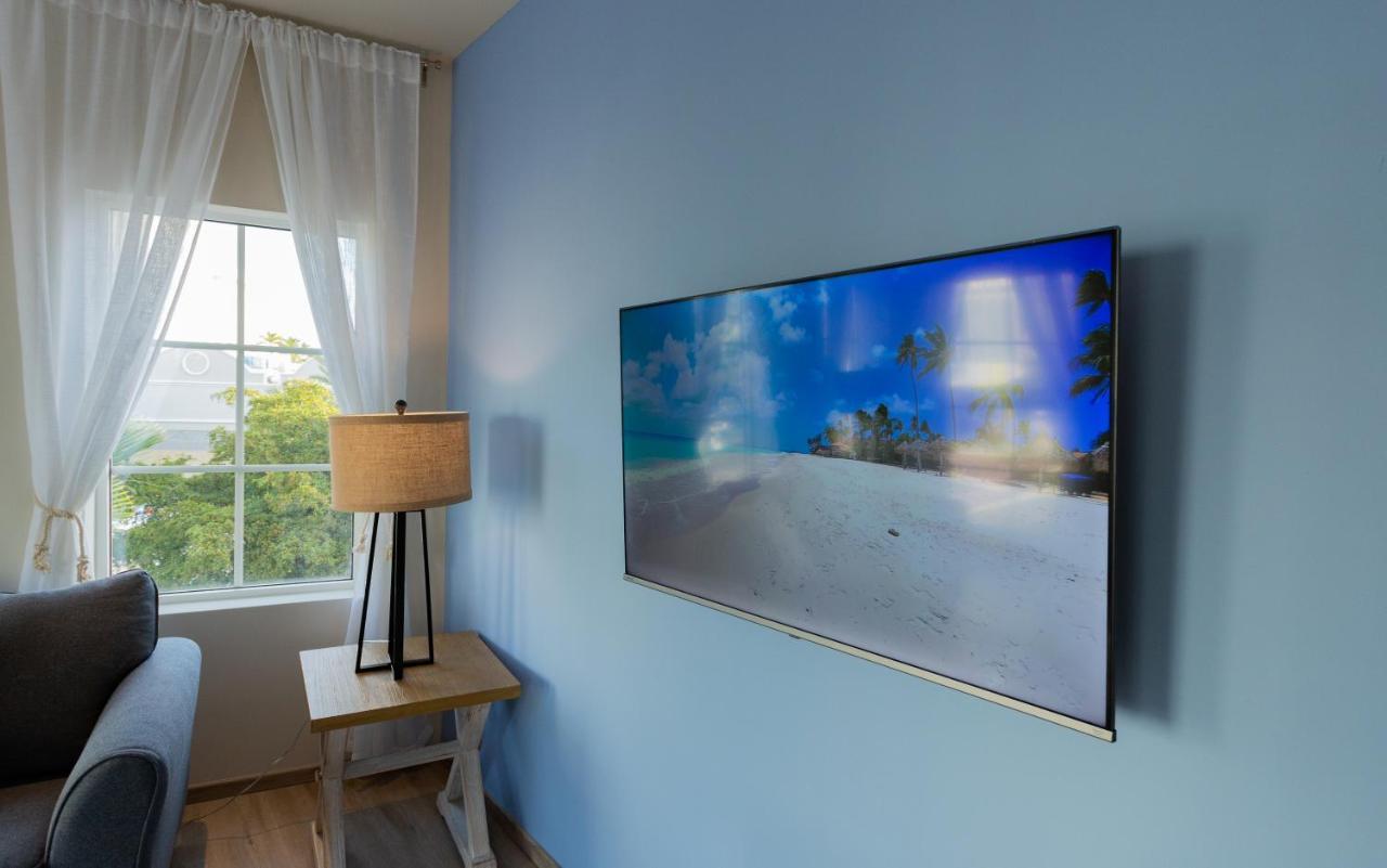 Oranjestad City Suites 외부 사진