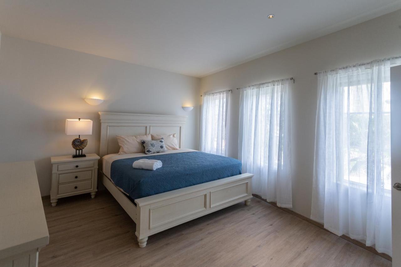 Oranjestad City Suites 외부 사진