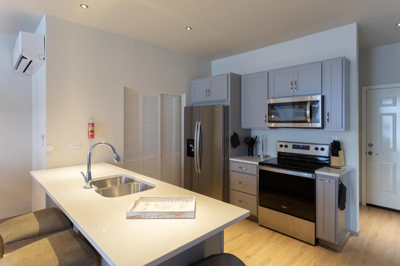 Oranjestad City Suites 외부 사진